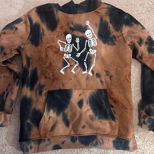 Bleach Dye Skull Sweatshirt